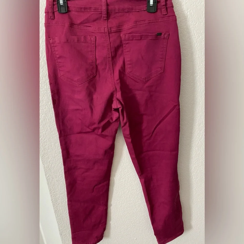 DG2 Slinky Jeans Raspberry with Raspberry Embroidery - Picture 4 of 6
